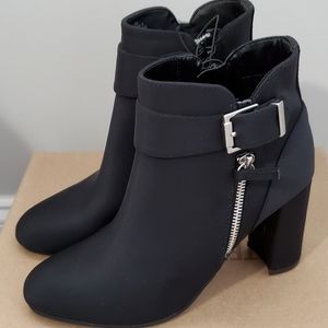 Unisa Rowen Bootie